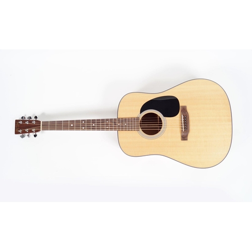 1390 - C. F. MARTIN & CO. GUITAR