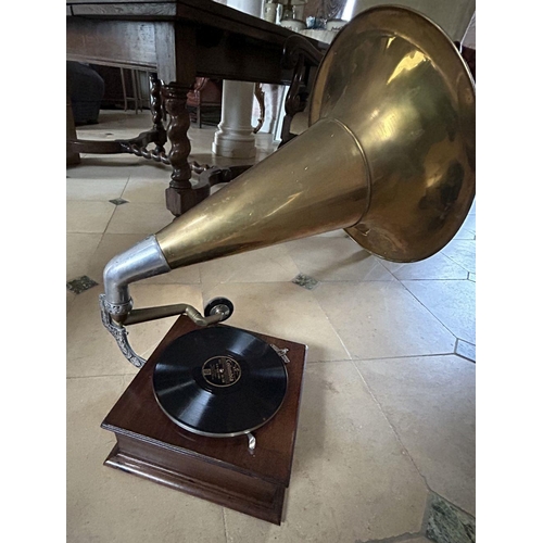 1397 - 19TH-CENTURY GRAMOPHONE