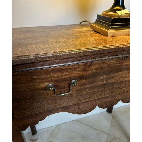 1462 - 19TH-CENTURY MAHOGANY LOWBOY