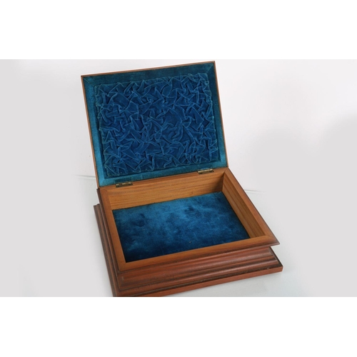 343 - 19TH-CENTURY INDIAN HARDWOOD JEWELLERY BOX