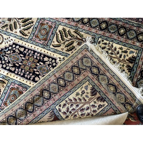 782 - PERSIAN KASHMIR SILK & WOOL RUG