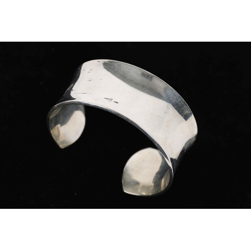 275 - SILVER CUFF BRACELET