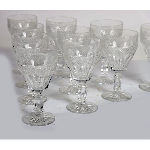 436 - SET 10 19TH-CENTURY IRISH CRYSTAL WINE GLASSES