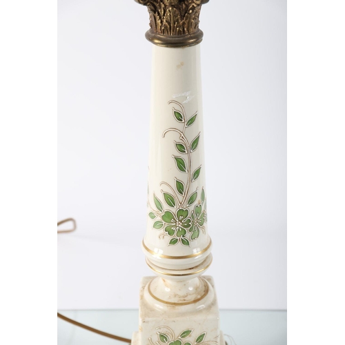 499 - CORINTHIAN PILLARED PORCELAIN AND BRASS TABLE LAMP