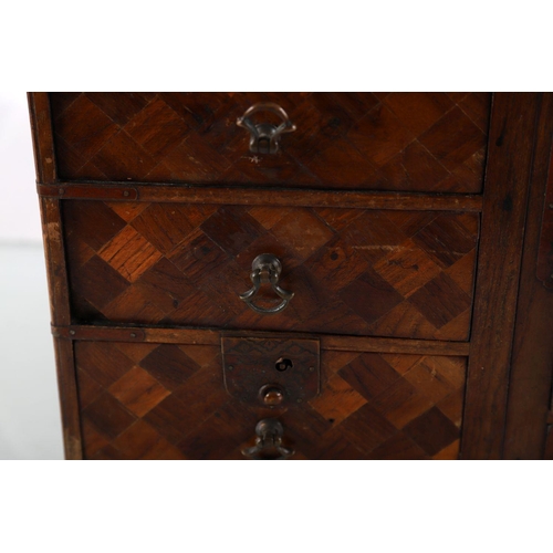 559 - 19TH-CENTURY FRENCH KINGWOOD COLLECTOR'S CHEST