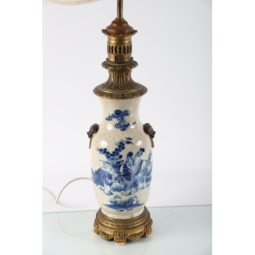 589 - CHINESE BLUE & WHITE CRACKLE GLAZE TABLE LAMP