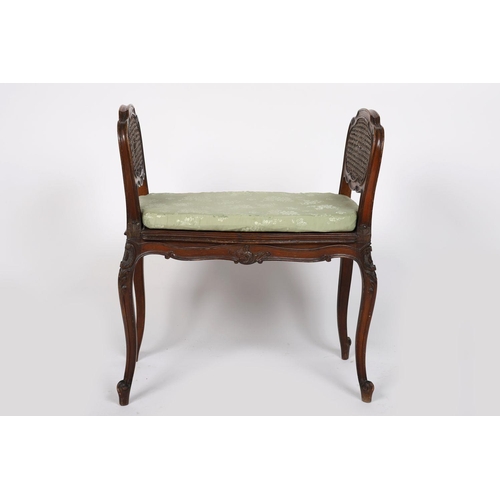 598 - 19TH-CENTURY WALNUT WINDOW SEAT