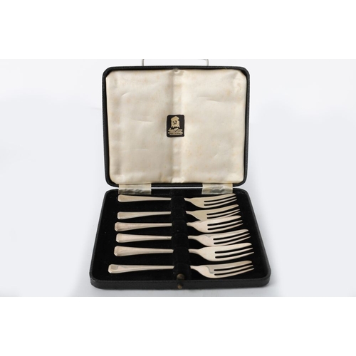 1306 - SET OF 6 SILVER DESSERT FORKS