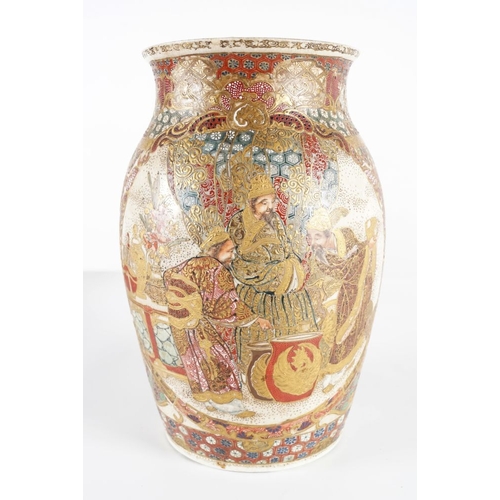 136 - 19TH CENTURY JAPANESE SATSUMA VASE