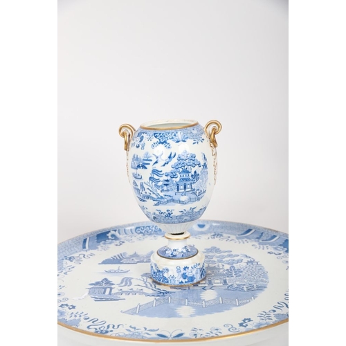 140 - 19TH-CENTURY BLUE AND WHITE LAZY SUSAN