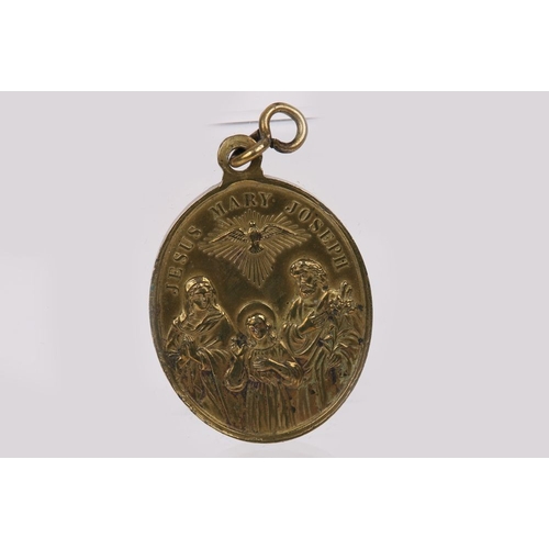 204 - IRISH GILDED MEDALLION OF THE HOLY FAMILY