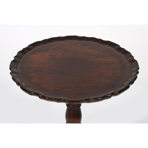 258 - GEORGE III STYLE MAHOGANY OCCASIONAL TABLE