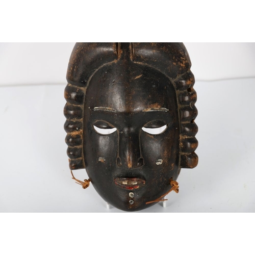 316 - EARLY 20TH-CENTURY AFRICAN IVORY COAST RITUAL MASK