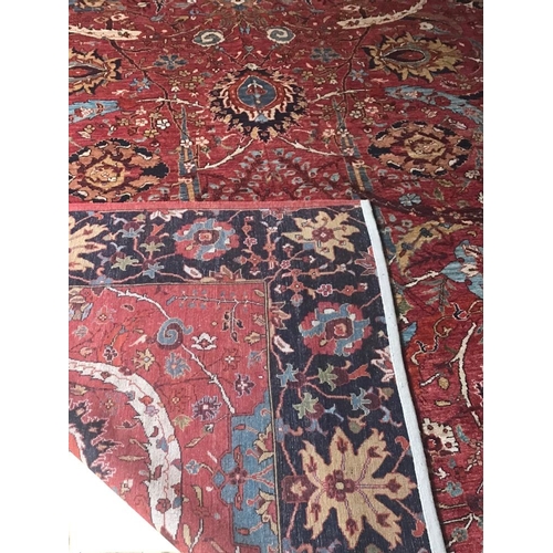 325 - SOUTH-EAST PERSIAN KIRMAN DESIGN CARPET