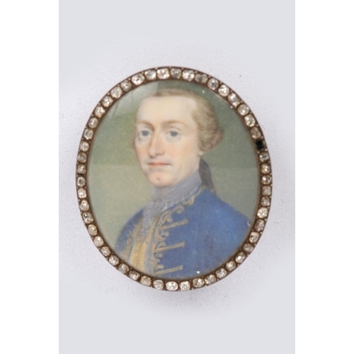 354 - 18TH-CENTURY OVAL PORTRAIT MINIATURE