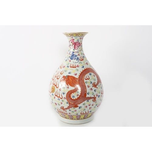 42 - CHINESE GUANGZHOU DRAGON VASE