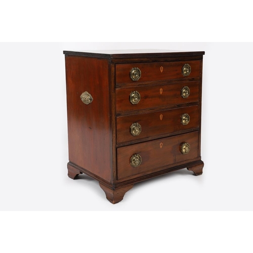 466 - GEORGIAN MAHOGANY CHEST