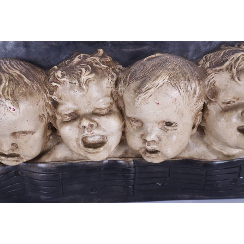 837 - CERAMIC INFANTS IN A BATH