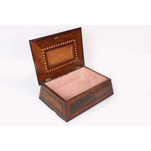 849 - 19TH-CENTURY KILLARNEY YEW WOOD AND ARBUTUS BOX