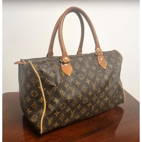 296 - LOUIS VUITTON LEATHER SAC