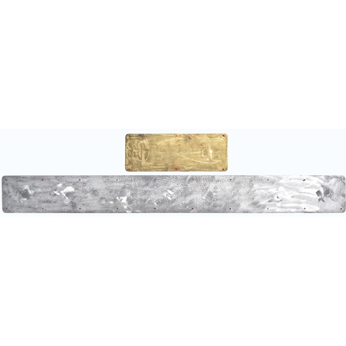 304 - Nameplate, electric. Uncarried presentation nameplate and crest for 87002, A/C LOCOMOTIVE GROUP, nam... 