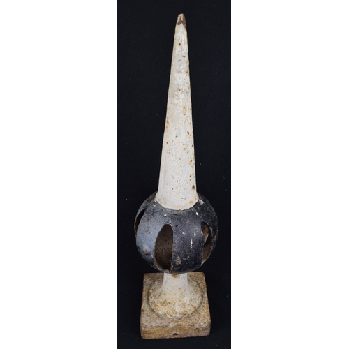 294 - Signalling hardware, finial Great Western Railway / British Railways Western Region, square post typ... 