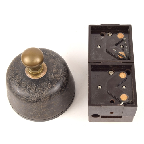 272 - Signal Box Instruments, 2x items; Bakelite plunger, 4 1/4 inches tall, TYER colour light indicator, ... 