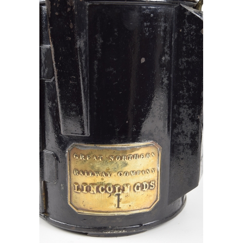 280 - Handlamp, Great Northen Railway, complete, brass plated GREAT NORTHERN RAILWAY COMPANY LINCOLN GDS 1... 