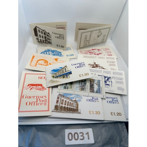 30 - small Collection of Guernsey mint stamps in Stamp Booklets