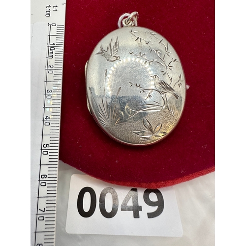 49 - Victorian silver Locket c1890 with lovebirds 4.5cm length