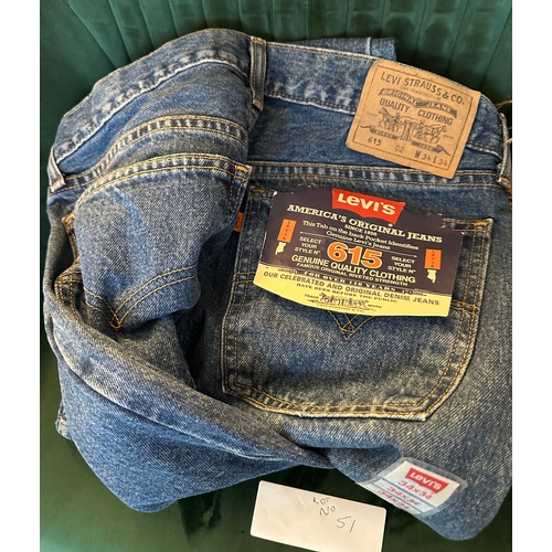 51 - Levi's mens boys youths jeans 34 x 34 like new with tags