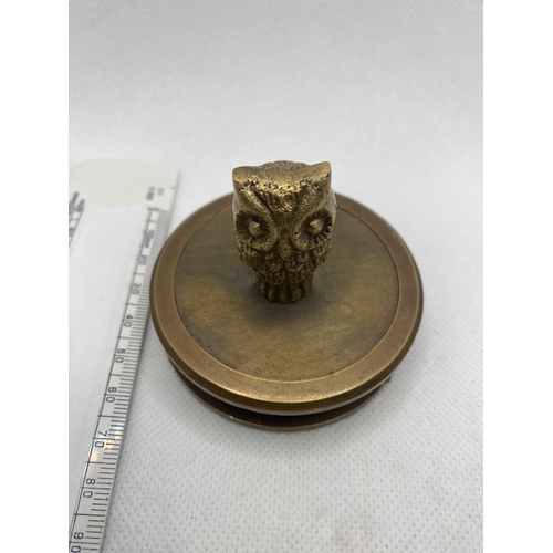 236 - Brass owl magnifying glass in smart blue giftbox