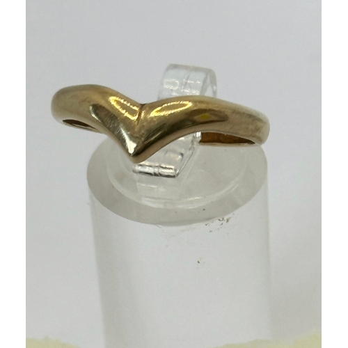 326 - 9ct gold wishbone ring, hallmarked for Birmingham, size U 1.8g