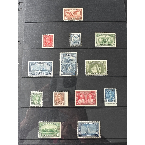 425 - CANADA Commonwealth 1930's - 1951 KG6 Mint u.m. stamp selection, inc coils on Prinz ( Hagner style )... 