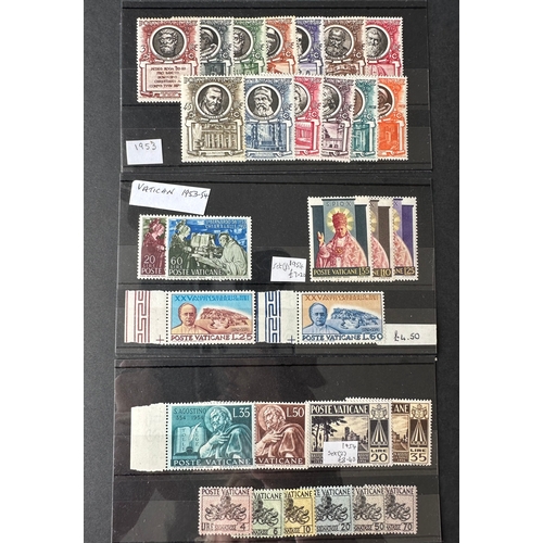 176 - VATICAN mint stamps selection from 1933 -1958 on 16 stamp stockcards