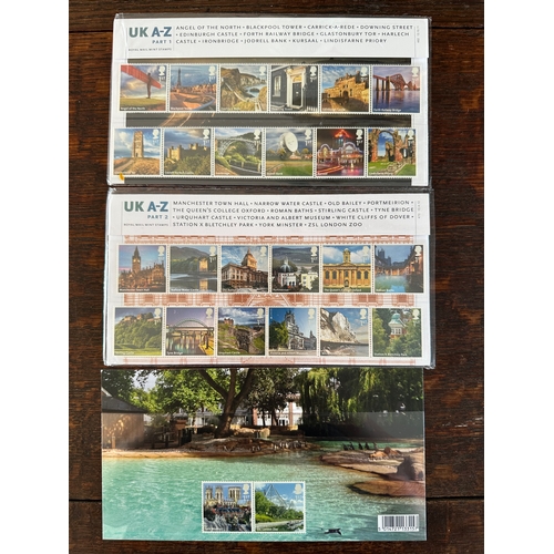 107 - GB UK Royal Mail Presentation Packs A-Z famous places in England, Scotland and Wales 26 x 1st class ... 