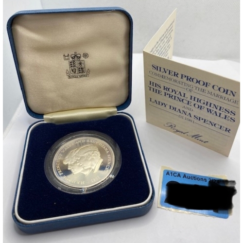 394 - Silver Proof coin, Prince Charles & Lady Diana 1981 commemorative coin