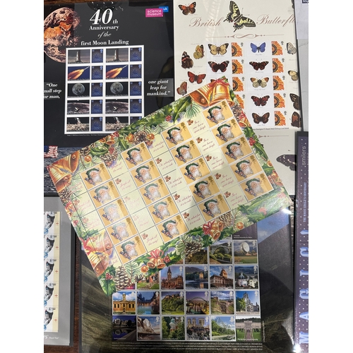 623 - Face value £ 363 GB Royal Mail 'Smilers' stamps  (220 first class) collection, useable for cheap / d... 