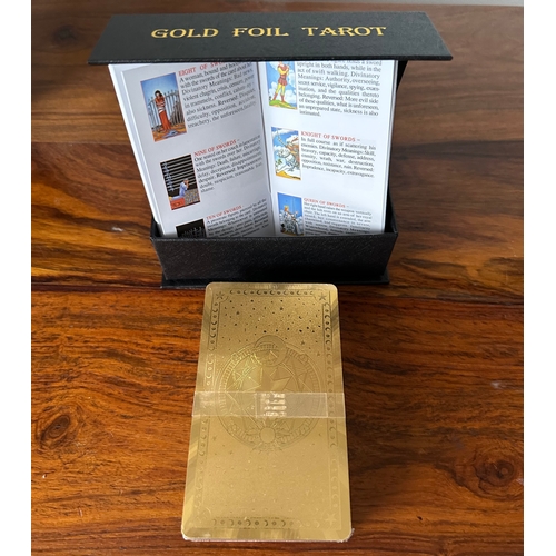 744 - Gold foil Tarot cards set of 78 with guide book and nice holder / box, unused - cards still sealed i... 