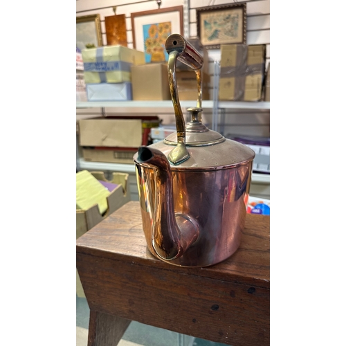 118 - Good (Medium) sized Victorian copper kettle ( with brass handle trim )