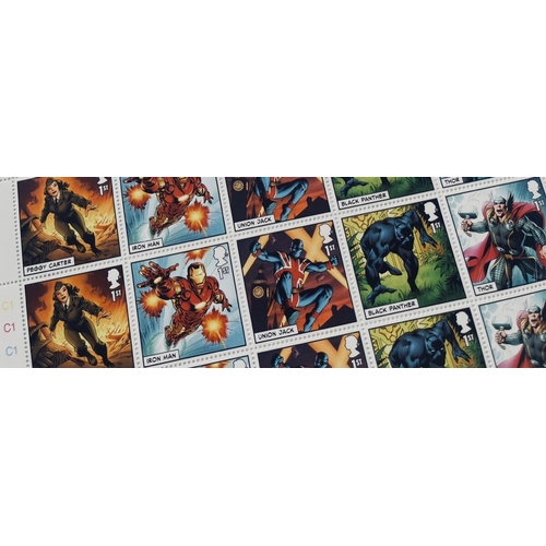 621 - 2019 MARVEL comics illustrated 275 x first class stamps inc. Spiderman and Hulk, consisting of 11 pa... 