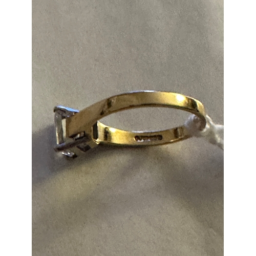 299 - 9k gold hallmarked baguette cz solitaire 8mm x 6mm, size N to N 1/2