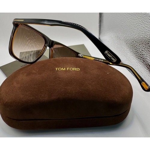 346 - TOM FORD ( famous for 007 James Bond's sunglasses), Italian Designer gents / mens / unisex 'Fletcher... 