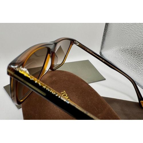 346 - TOM FORD ( famous for 007 James Bond's sunglasses), Italian Designer gents / mens / unisex 'Fletcher... 