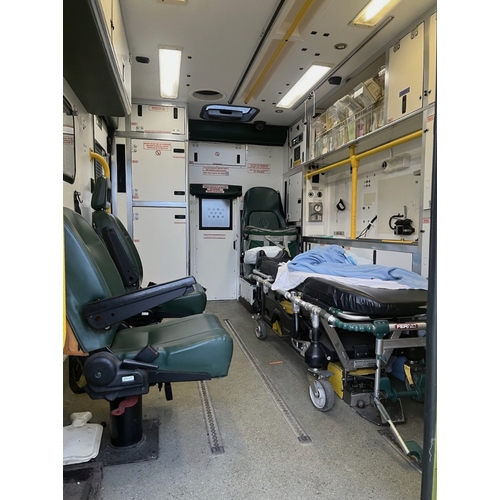 5 - ex AMBULANCE, Automatic Marcedes Sprinter van, 2148cc Diesel. Mot 26/07/2026. Would make a great cam... 