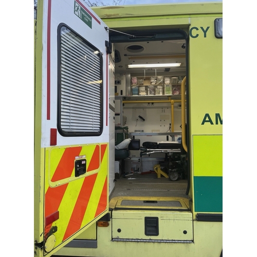5 - ex AMBULANCE, Automatic Marcedes Sprinter van, 2148cc Diesel. Mot 26/07/2026. Would make a great cam... 