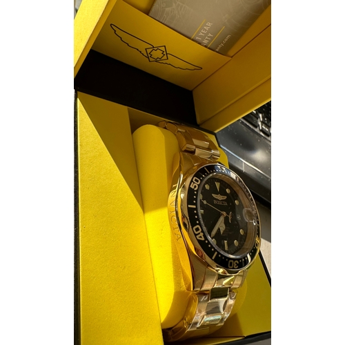 227 - INVICTA mens Professional Diver watch 200m, gold tone stainless steel strap, black face, retail c. $... 