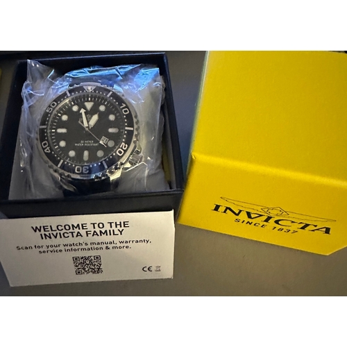 58 - INVICTA mens / unisex Pro Diver watch, RRP $595 black face and adjustable silicon strap, boxed
