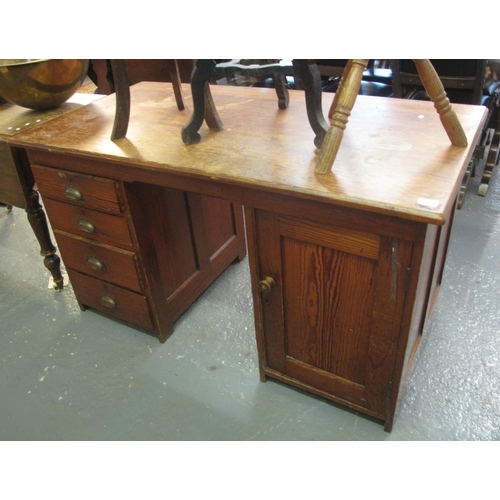 471 - Early 20th Century pitch pine knee hole desk.
(B.P. 24% incl. VAT)