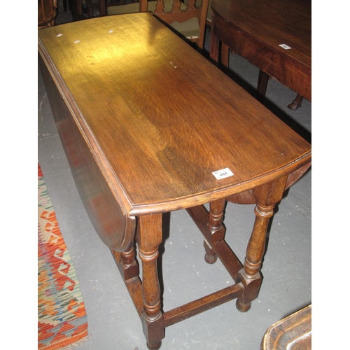 488 - 20th Century oak gate legged table. 
(B.P. 24% incl. VAT)